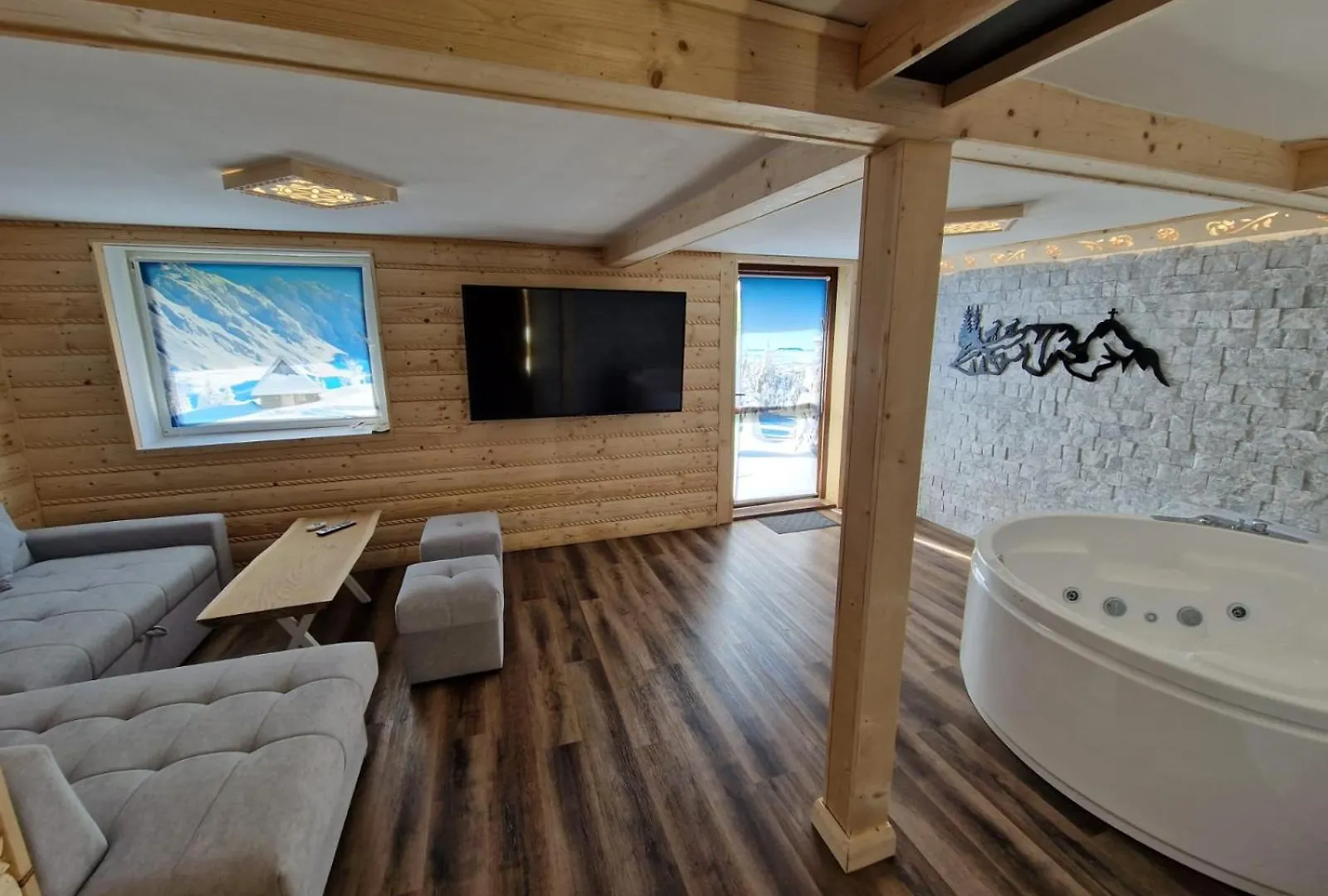 Apartament Z Jacuzzi 자코파네 0*,